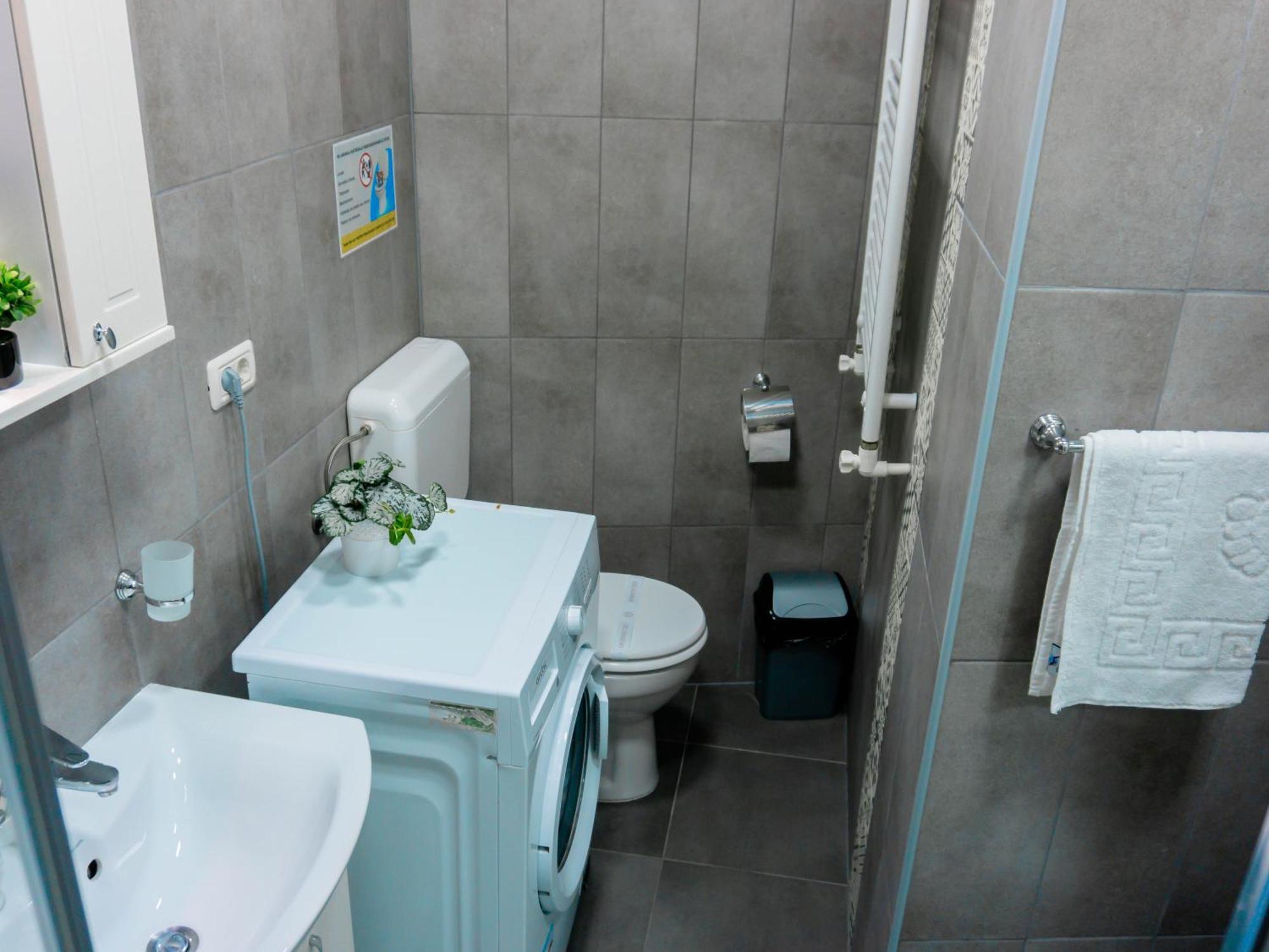 Comfortable Apartment University Square Бухарест Экстерьер фото